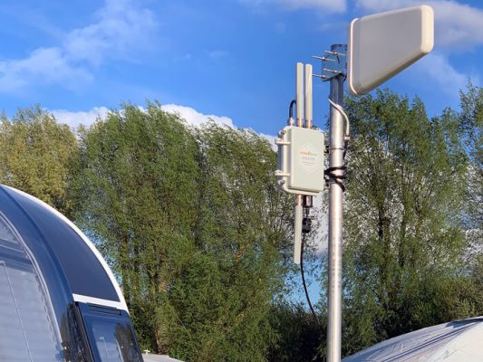 Case UK RV 4G Router In Campsite LPDA